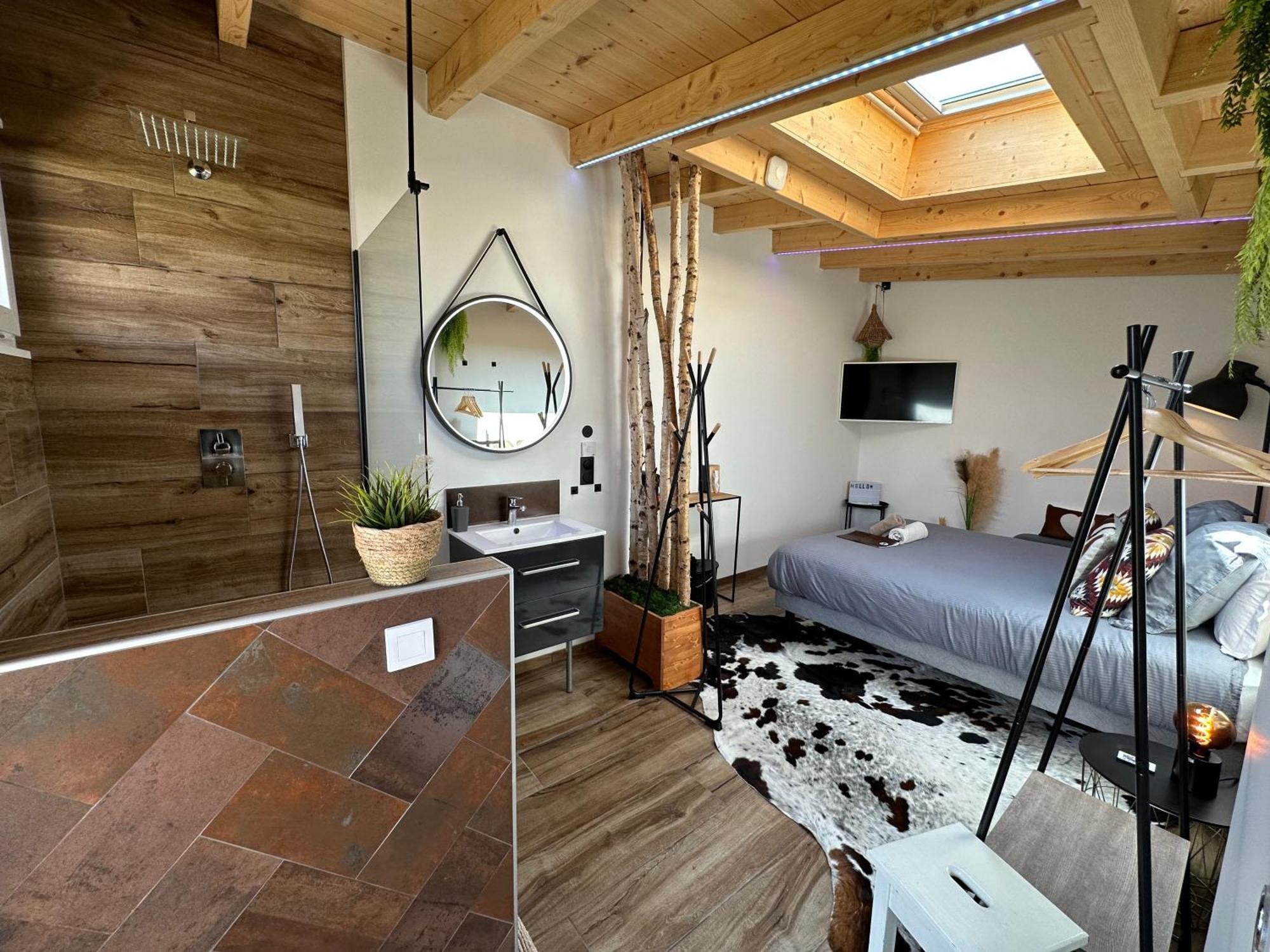 La Villa D'Helene 2 - Chambres D'Hotes Bnb Et Appartements - Cluses Exterior photo
